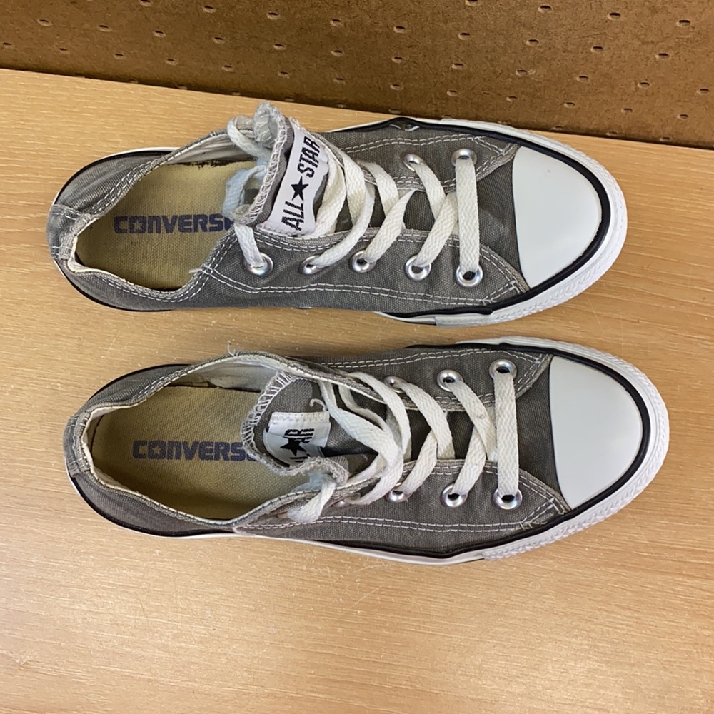Converse Chuck Taylor All Star Low Size 6 Women’s Sneakers - Picture 9 of 12